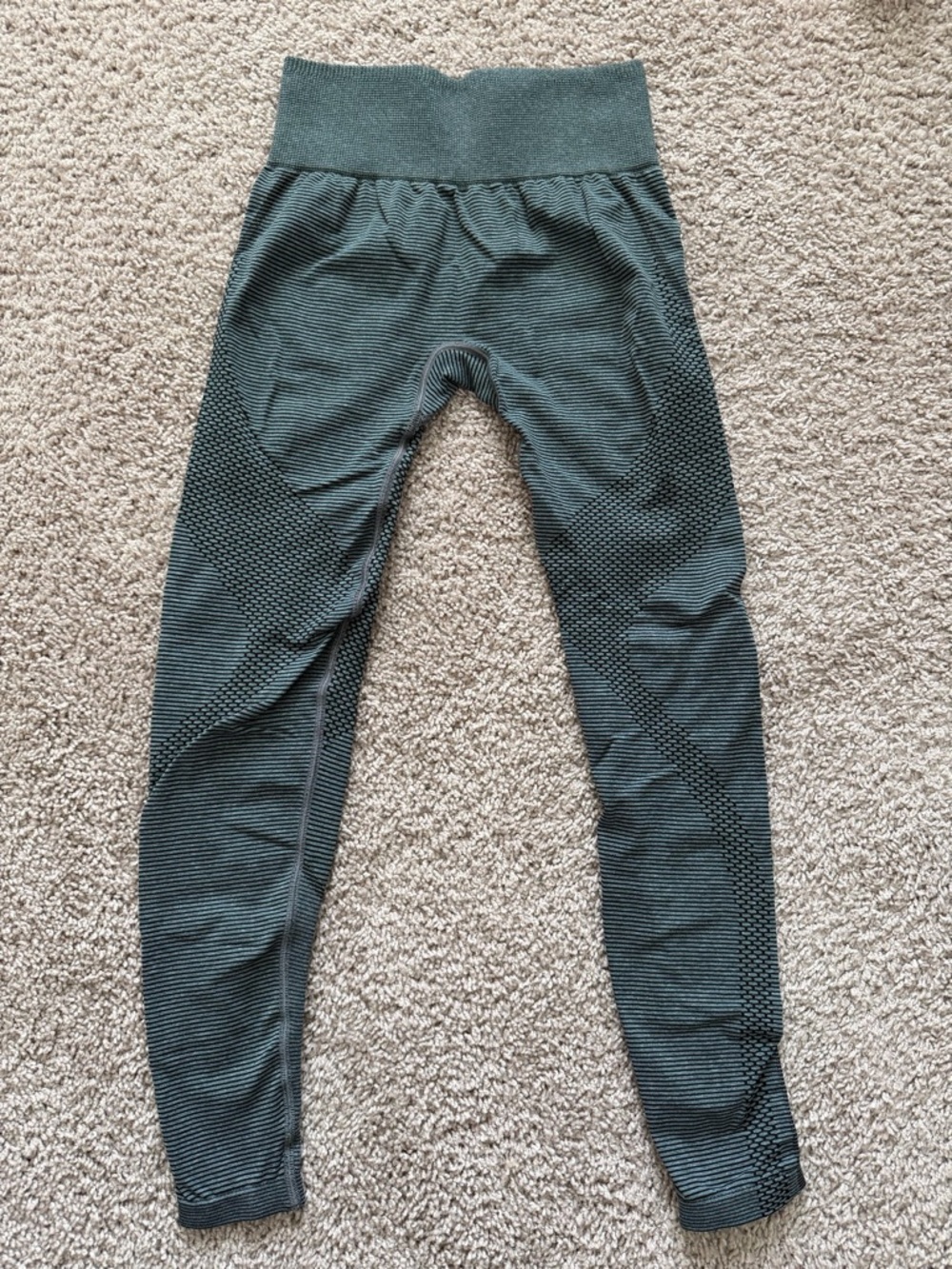 Gymshark Women's Sport Seamless High Waisted Leggings CA4 Green Small